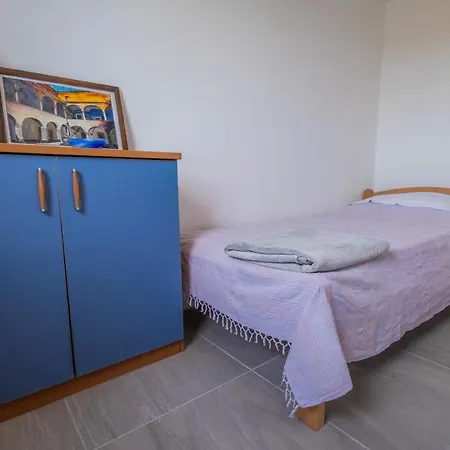 Apartman Marinko